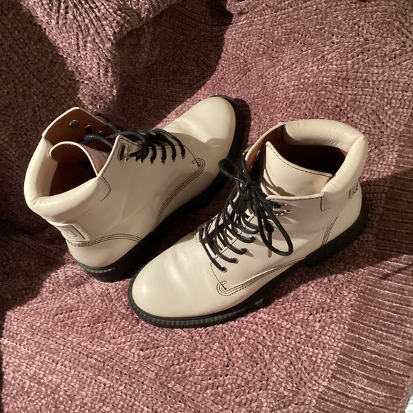Coach Lorimer Leather Lace Up Combat Boots Cream White Size 8 - Picture 8 of 9